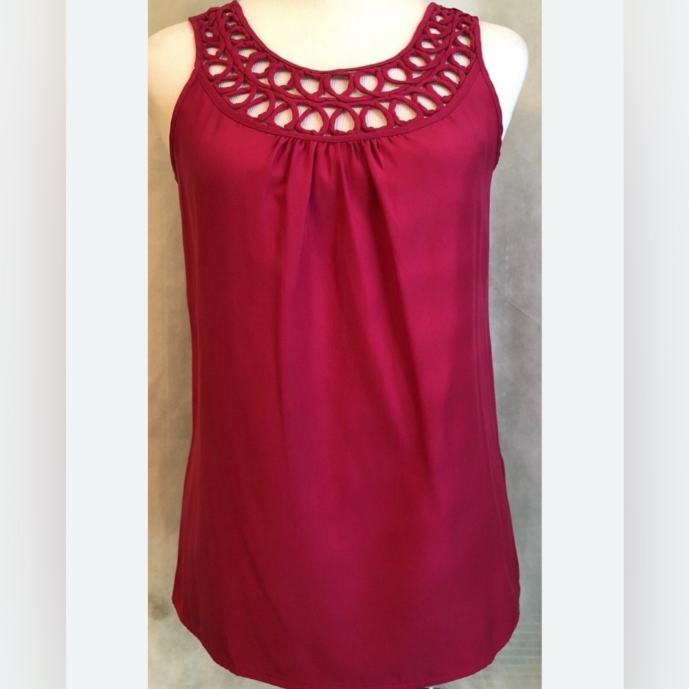 VTG Y2K Vanity Red Crochet Top Tank Size Large. Length 27in, p2p 19in